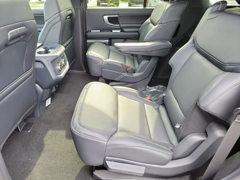 New 2026 Ford Expedition Platinum w/ Stealth Appearance Package AWD/4WD image 13