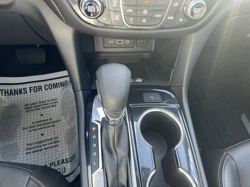 Certified 2022 Chevrolet Equinox Premier w/ LPO, Floor Liner Package image 23