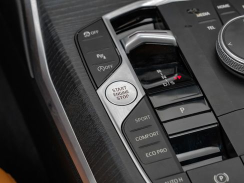 Used 2025 BMW 330i xDrive Sedan image 24