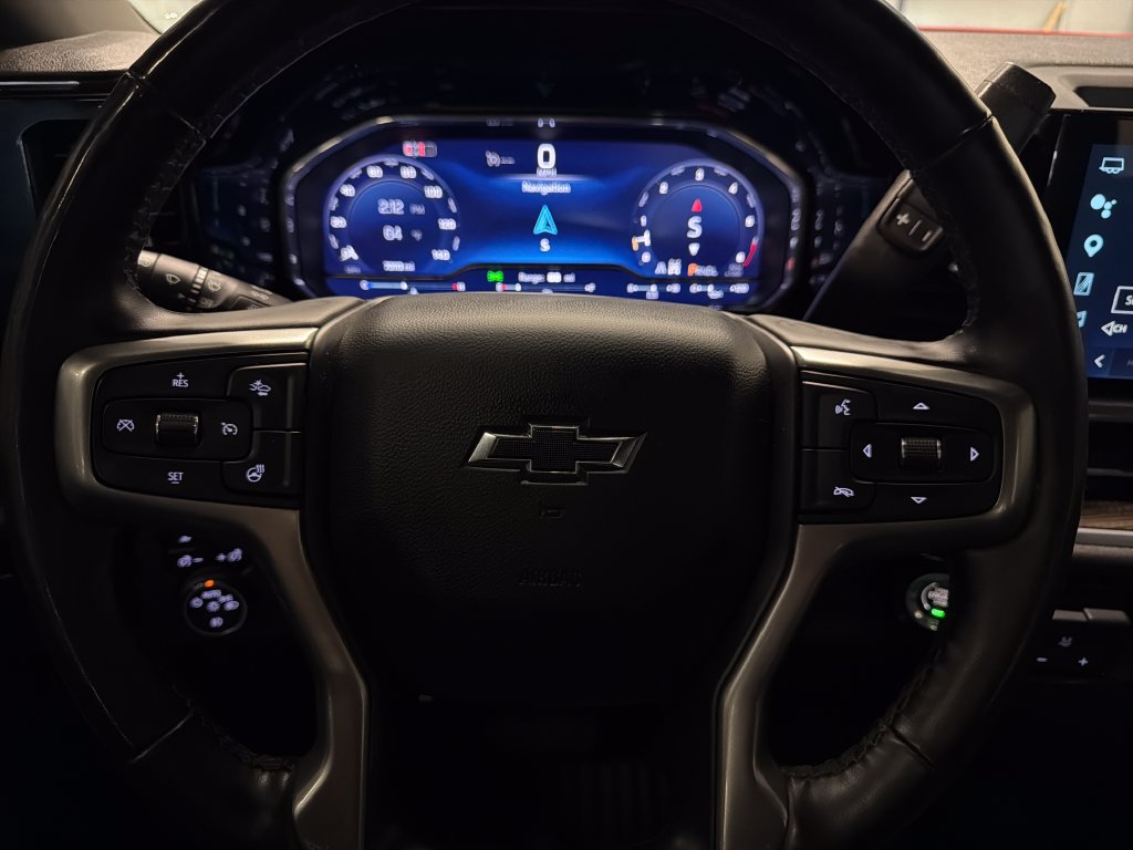 Used 2025 Chevrolet Silverado 2500 LT AWD/4WD image 9
