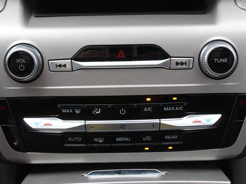 Used 2023 Ford Explorer Timberline w/ Timberline Technology Package AWD/4WD image 39