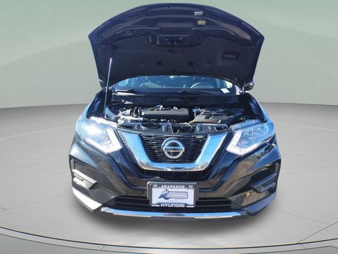 Used 2019 Nissan Rogue S image 21