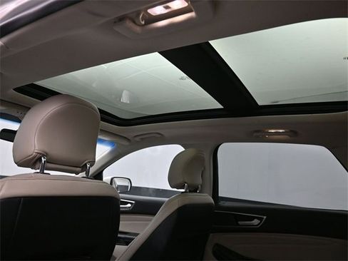 Used 2015 Ford Edge Titanium w/ Equipment Group 301A image 23