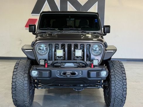 Used 2021 Jeep Gladiator Rubicon AWD/4WD image 2