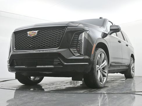 New 2026 Cadillac Escalade ESV Platinum Sport image 15