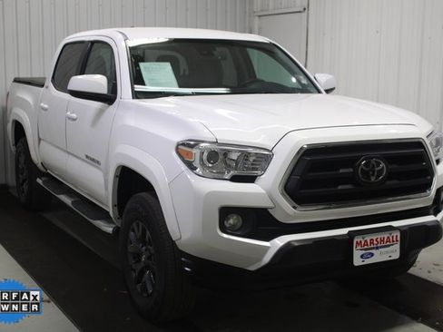 Used 2021 Toyota Tacoma image 1