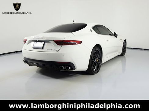 Used 2024 Maserati GranTurismo Modena image 5