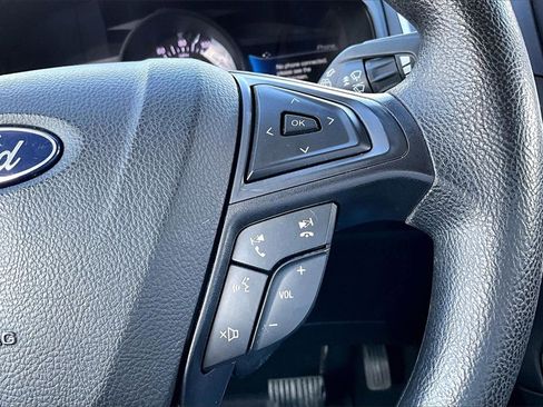 Used 2022 Ford Edge SE w/ Cargo Accessory Package image 16