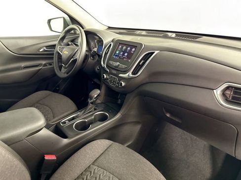 Used 2024 Chevrolet Equinox LT FWD image 24