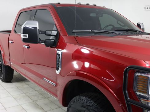 Used 2021 Ford F350 Platinum w/ Tremor Off-Road Package AWD/4WD image 39