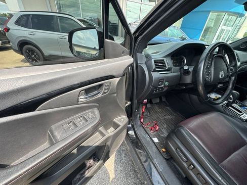 Used 2019 Honda Ridgeline Black Edition image 10