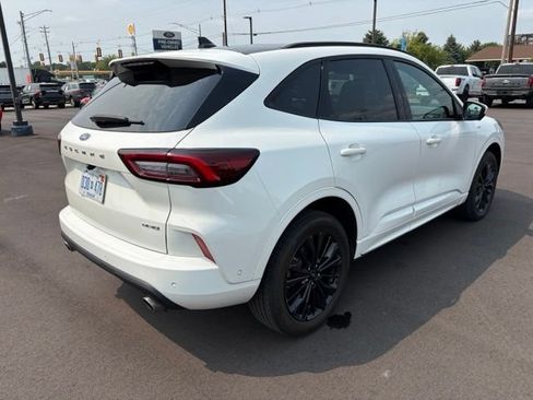Used 2024 Ford Escape ST-Line Elite w/ Premium Technology Package AWD/4WD image 6