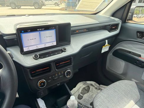 Used 2023 Ford Maverick XLT FWD image 13