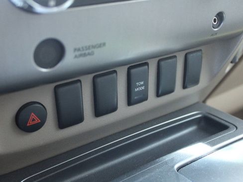 Used 2008 Nissan Titan SE RWD image 15