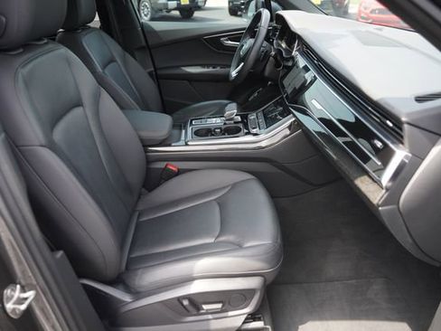 Used 2021 Audi Q7 3.0T Premium w/ Convenience Package AWD/4WD image 19