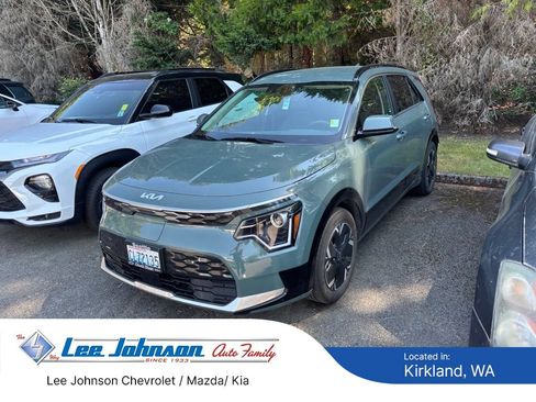 Certified 2024 Kia Niro Wind w/ Wind Preserve Package FWD image 1
