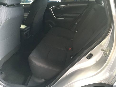 Used 2023 Toyota RAV4 LE AWD/4WD image 25