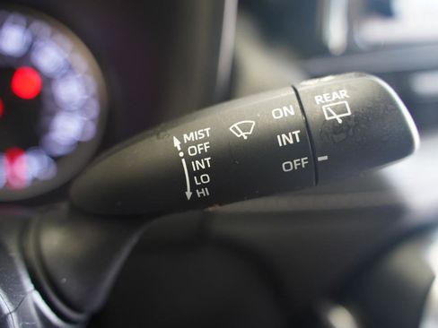 Used 2019 Toyota RAV4 LE w/ All Weather Liner Package AWD/4WD image 15
