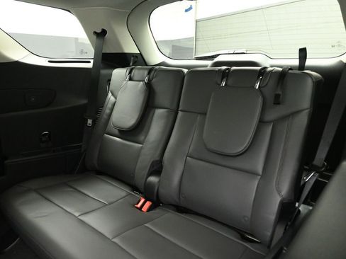 New 2025 Ford Explorer Active w/ Active Comfort Package image 20