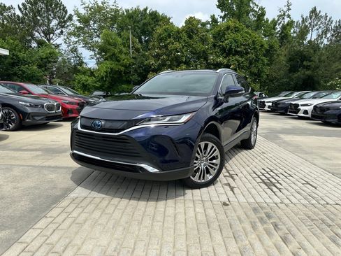 Used 2021 Toyota Venza XLE w/ Softex Package AWD/4WD image 35