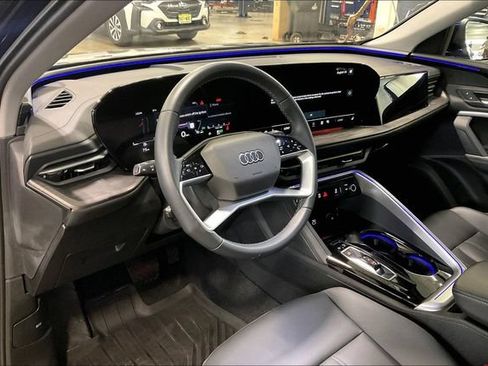 Certified 2025 Audi Q5 Premium w/ Convenience Package AWD/4WD image 14