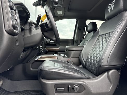 Used 2020 Chevrolet Silverado 1500 RST AWD/4WD image 15