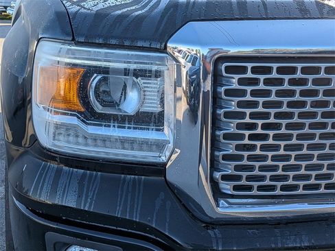 Used 2015 GMC Sierra 1500 Denali w/ Driver Alert Package image 9