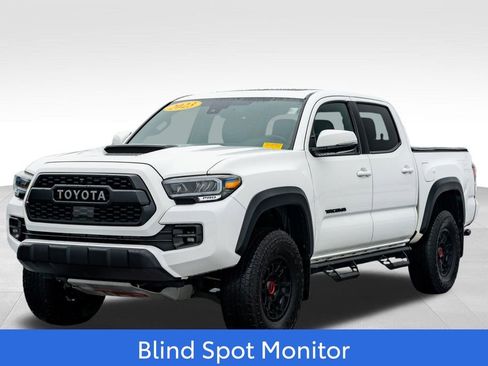 Used 2023 Toyota Tacoma TRD Pro image 3
