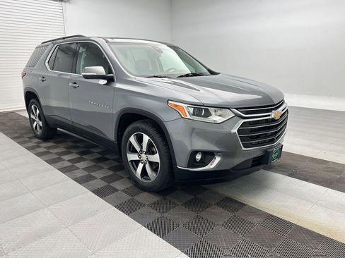 Certified 2021 Chevrolet Traverse LT w/ LT Premium Package AWD/4WD image 7