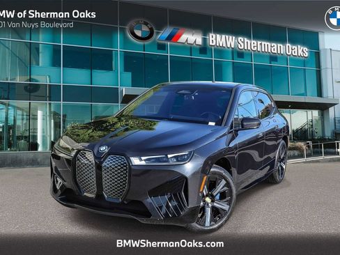 Certified 2023 BMW iX xDrive50 w/ Sport Package AWD/4WD image 1