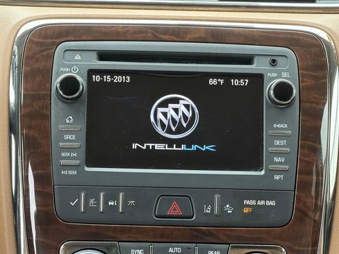Used 2015 Buick Enclave Leather FWD image 3