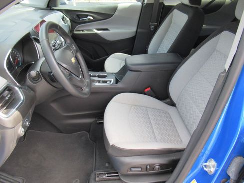 Used 2024 Chevrolet Equinox LT FWD image 17