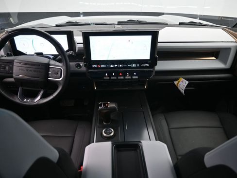 Used 2024 GMC Hummer EV 3X image 25