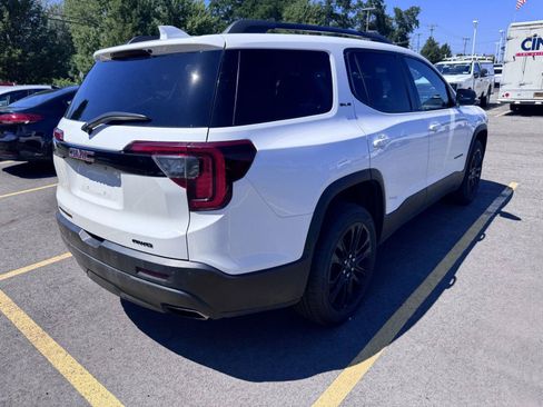 Used 2022 GMC Acadia SLE w/ Driver Convenience Package AWD/4WD image 4