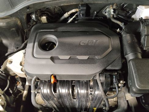 Used 2018 Hyundai Santa Fe Sport w/ 2.4L Tech Package 04 image 30