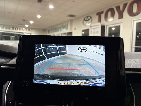 Certified 2024 Toyota Corolla SE image 18