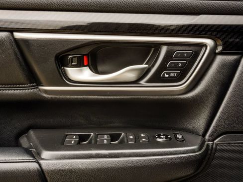 Used 2020 Honda CR-V Touring image 34