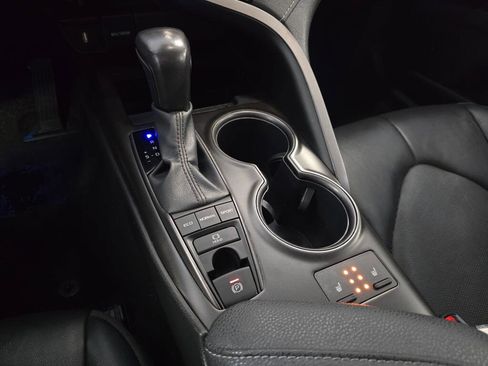 Used 2024 Toyota Camry XSE image 33