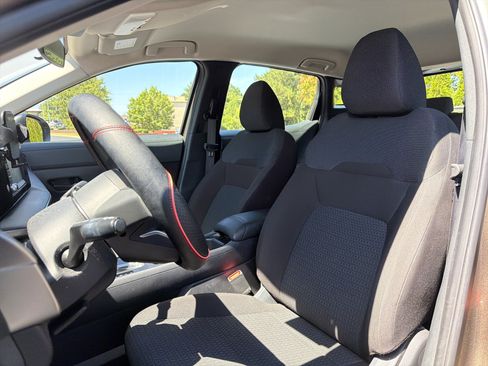 Used 2025 Nissan Kicks S FWD image 7