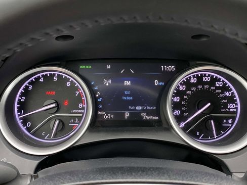 Used 2024 Toyota Camry XLE FWD image 31