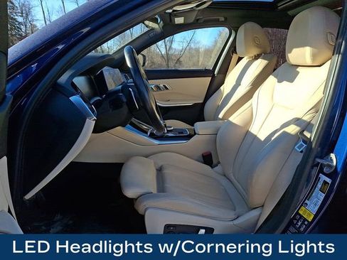 Used 2019 BMW 330i xDrive Sedan w/ Premium Package image 17