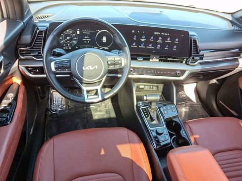 Certified 2023 Kia Sportage SX image 11