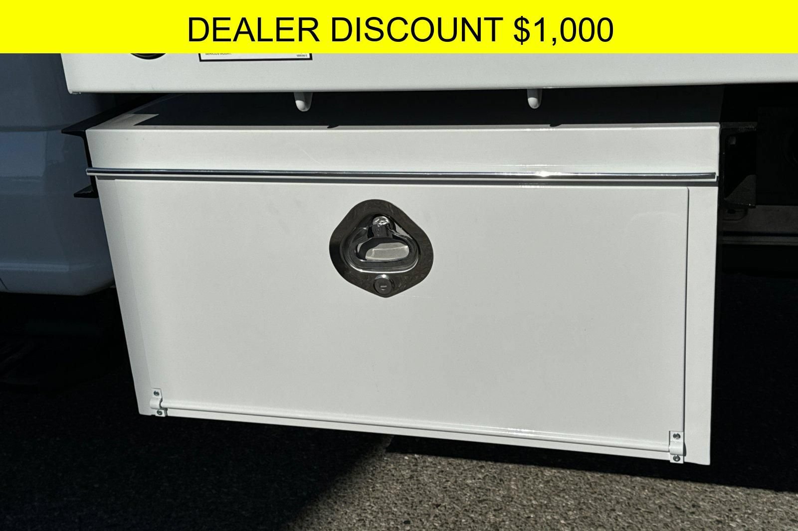 New 2024 Ford F550 2WD Regular Cab Super Duty image 26