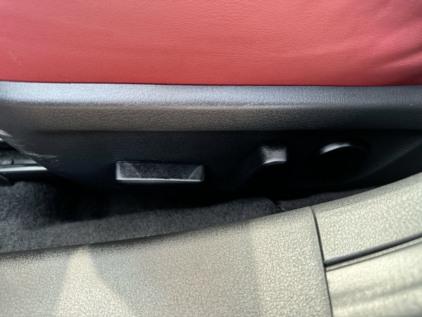 Used 2024 MAZDA MAZDA3 s AWD/4WD image 12
