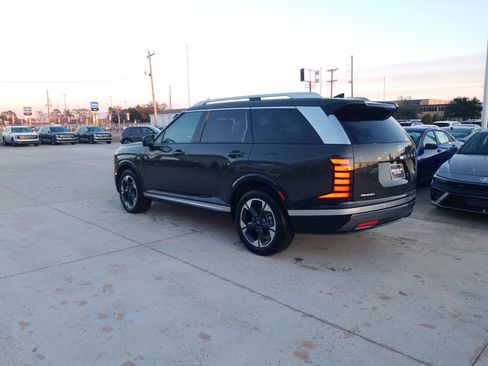 New 2026 Hyundai Palisade Limited FWD image 5