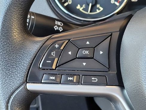Used 2020 Nissan Rogue Sport S w/ Appearance Package FWD image 29