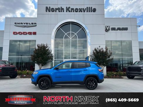 New 2026 Jeep Compass Latitude AWD/4WD image 2