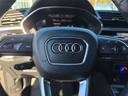 Used 2023 Audi Q3 2.0T Premium Plus w/ Premium Plus Package image 25
