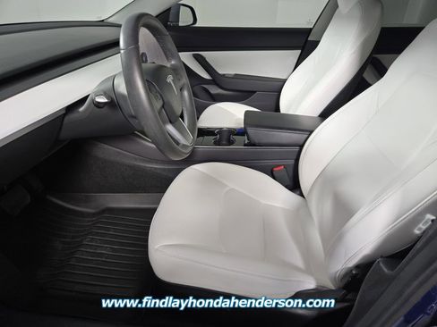 Used 2019 Tesla Model 3 Standard Range Plus RWD image 15