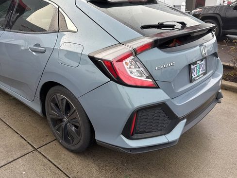 Used 2017 Honda Civic EX-L image 4